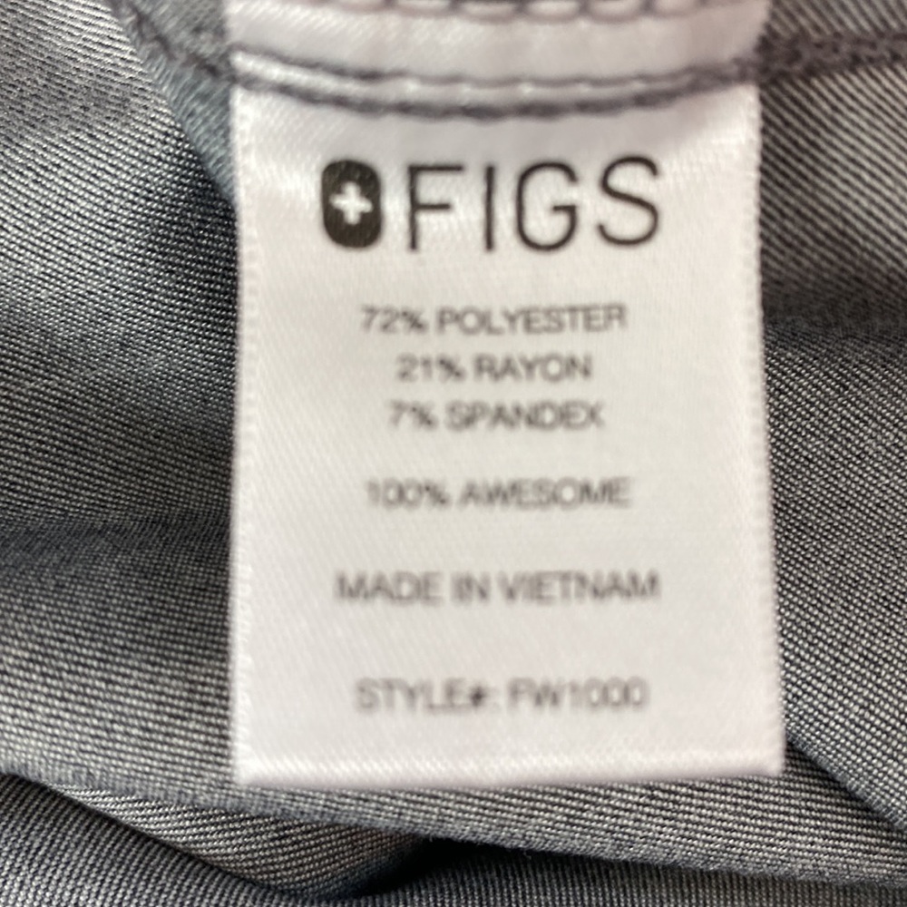 Figs Scrub Top - Picture 12 of 13